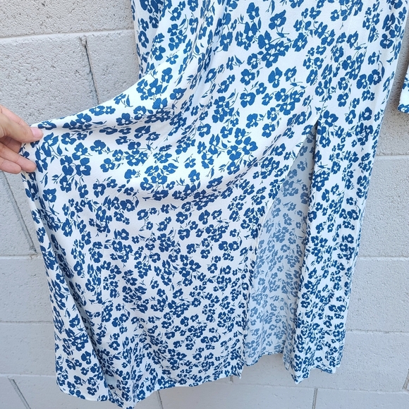 Reformation | Sigmund Floral Square Neck Long Sleeve Midi Dress in Milanesa - Picture 8 of 10